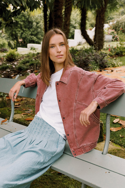 CAZADORA LAVADA CEREZA