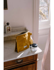 Neceser amarillo
